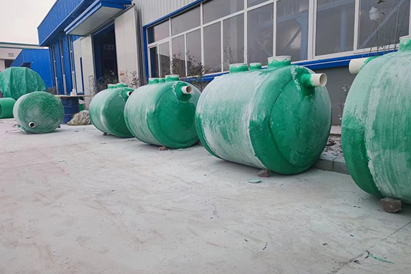 清理玻璃鋼化糞池的時候為什么要注意通風 清理玻璃鋼化糞池的時候為什么要注意通風