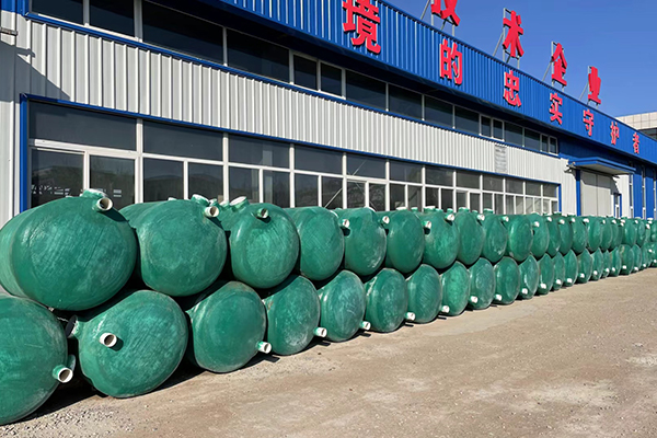 購(gòu)買(mǎi)玻璃鋼化糞池時(shí)要關(guān)注廠家哪幾點(diǎn) 購(gòu)買(mǎi)玻璃鋼化糞池時(shí)要關(guān)注廠家哪幾點(diǎn)